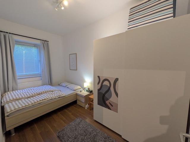 Furnished 3 room apartment in quiet location – Herrenhausen | Sep–Dec 26 | €880/month, Hannover Amsterdam Apartments for Rent