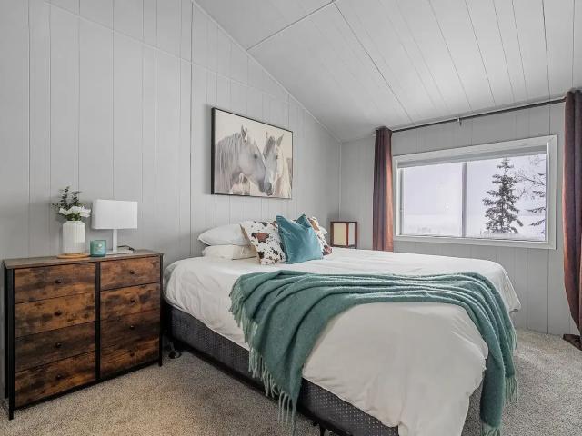 ⭐️FURNISHED⭐️1 6 month term⭐️2 Beds 1 Bath⭐️Utilities and WiFi Included⭐️ — 2 Bedrooms House