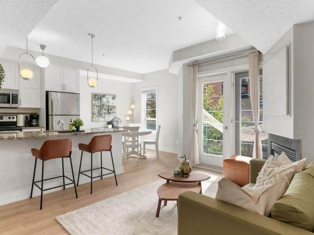 ⭐️FURNISHED⭐️1 6 month term⭐️2 Beds 2 Bath⭐️Utilities and WiFi Included⭐️ — 2 Bedrooms Condo Unit