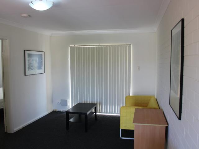 FURNISHED 1 x 1!
