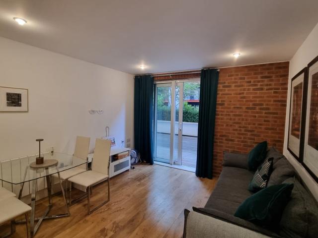 Furnished 1 Bed Apartment with Private Terrace