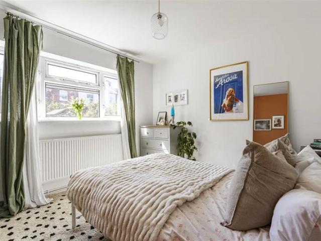 Furnished 1 Bed Flat | Private Garden | Mortlake
