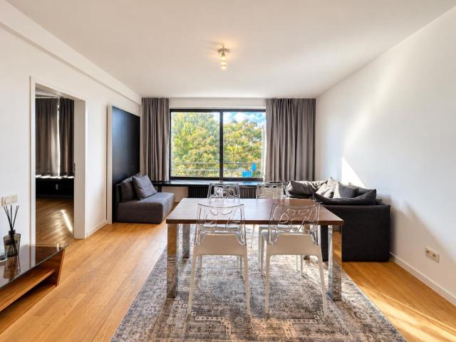 Furnished 1 bedroom apartment ±52 m² with parking