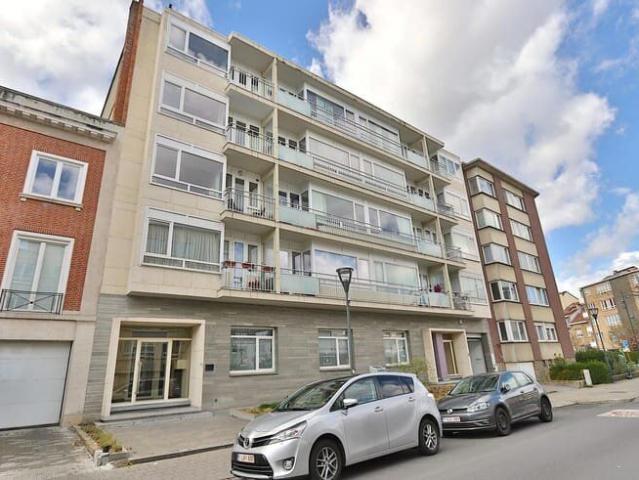 FURNISHED 1 BEDROOM APARTMENT WITH OFFICE, APPROX. 52 M²