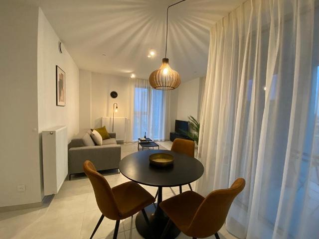 Furnished 1 bedroom apartment with terrace, incl. parking