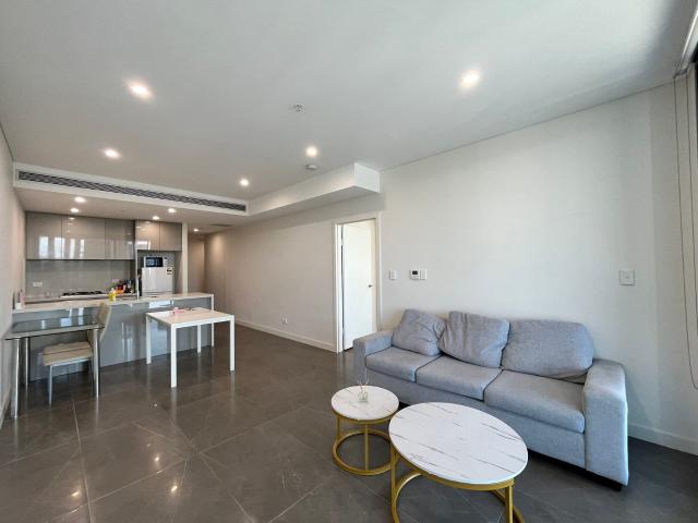 Furnished 1 bedroom apartment in level 16 with unblock view. *No Car park