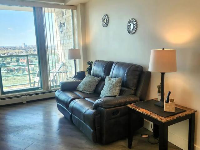 Furnished 1 Bedroom Condo | All Inclusive | Downtown Calgary — 1 Bedroom Condo Unit