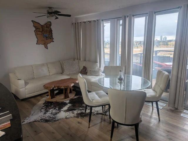 furnished 1 bedroom condo in Patterson — 1 Bedroom Condo Unit