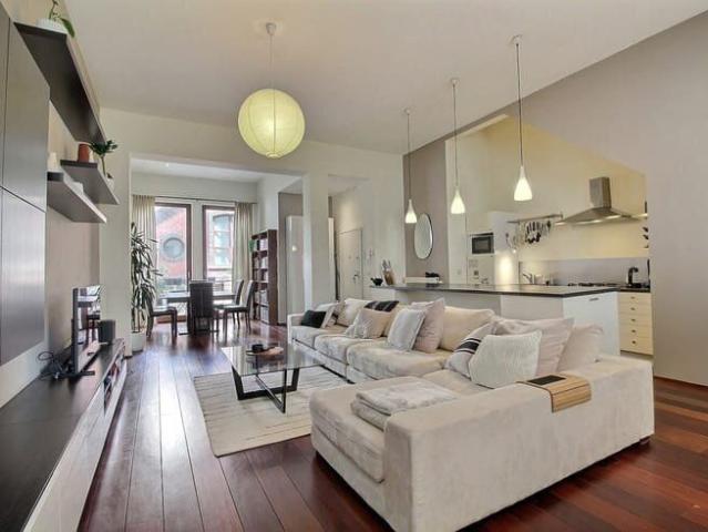 Furnished 1 bedroom flat + terrace