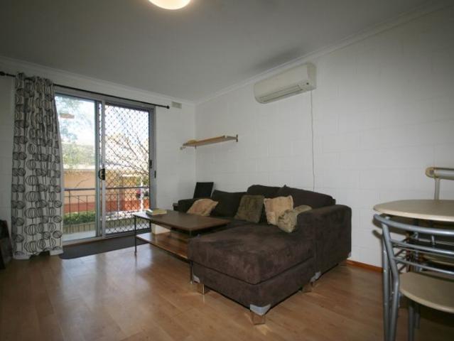 Furnished 1 Bedroom Unit in Queanbeyan