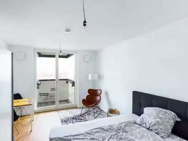 Furnished 1 room studio with elevator and balcony