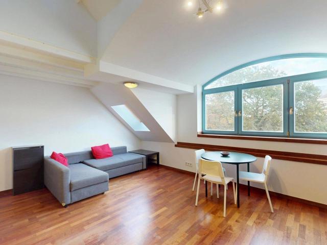 FURNISHED 1BED APT MEZZANINE DESK ALL IN CHARGES