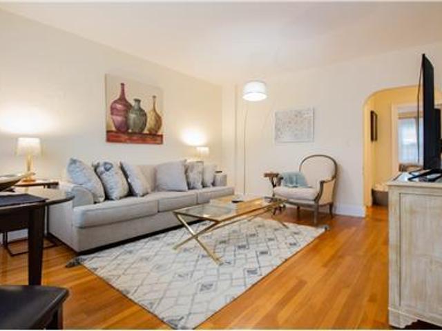 Furnished 1Bedroom with Elevator close to MBTA