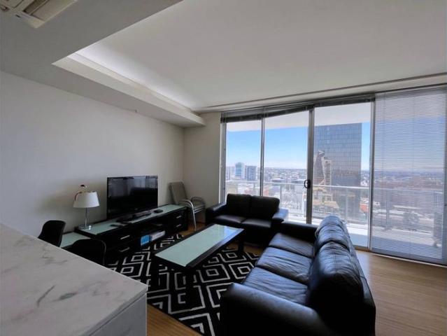 Furnished 1x1 Unit in Condor Apartments – Inner City Living with Stunning Views!