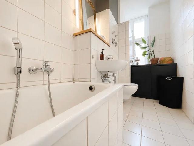 Furnished 2.5 room apartment – quiet yet central, near Kreuzberg/Neukölln/Friedrichshain, Berlin Amsterdam Apartments for Rent