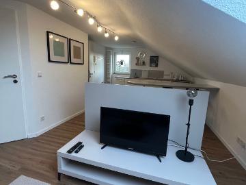 Furnished 2.5 room attic apartment 55 m² in Essen Rüttenscheid – quiet & central location – fully renovated core refurbishment, Essen Amsterdam Apartments for Rent