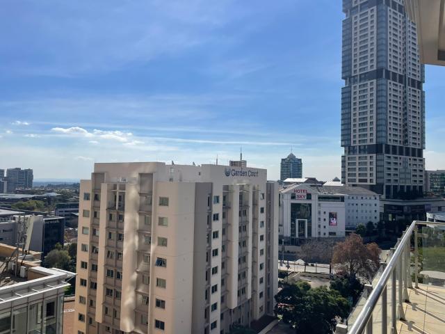 FURNISHED 2 BED 2.5 BATH WITH BALCONY TO RENT MICHELANGELO TOWERS, SANDTON CENTRAL
