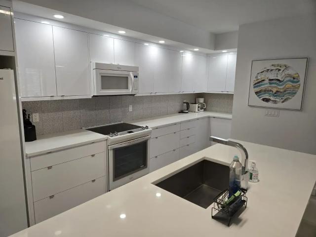 Furnished 2 Bed / 2 Bath Condo in Bridgeland — 2 Bedrooms Condo Unit