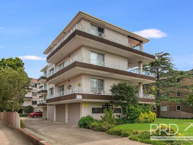FURNISHED 2 BED UNIT | COMFORT & CONVENIENCE