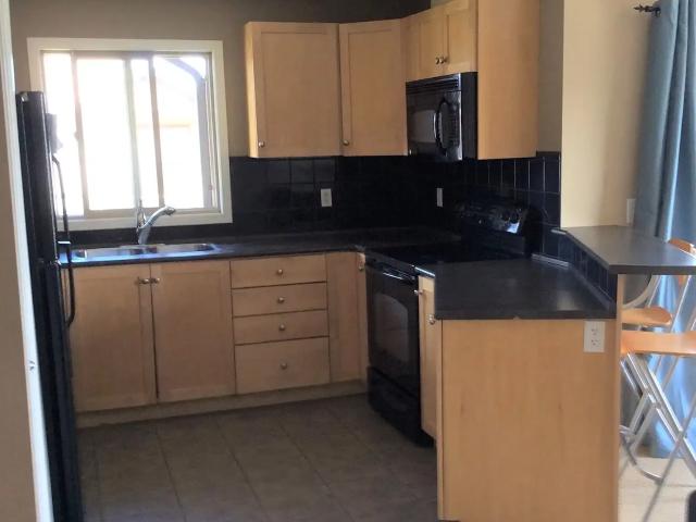 Furnished 2 bedroom All utilities incl Panatella Hills N.W — 2 Bedrooms Condo Unit