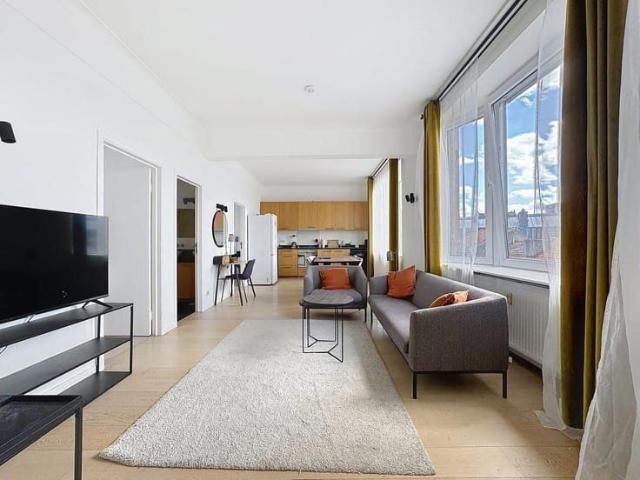 Furnished 2 bedroom apartment