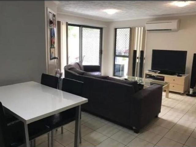 Furnished 2 Bedroom Apartment with Private Courtyard and Split Air Con Throughout