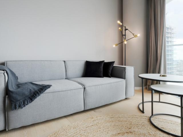 Furnished 2 bedroom apartment with skyline view in Grand Tower Frankfurt