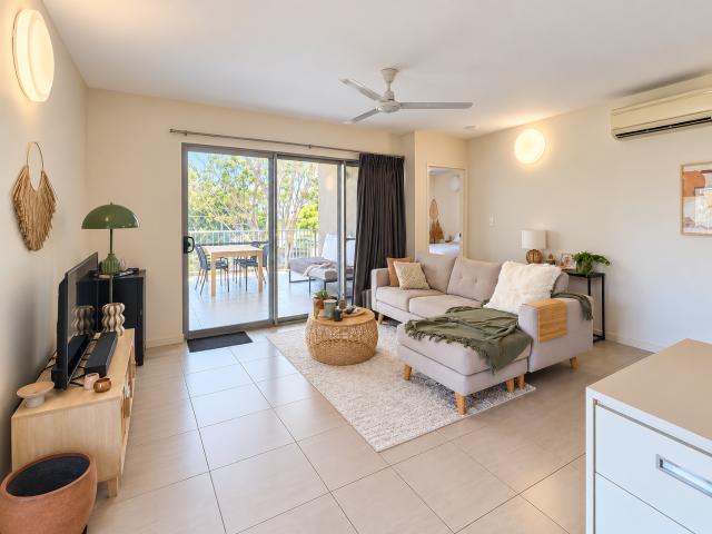 Furnished 2 Bedroom Apartment in a Prime City Location