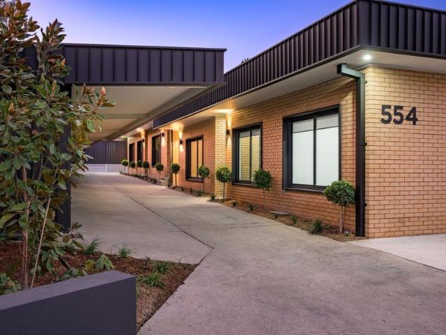 Furnished 2 Bedroom Apartment Stones Throw to Central Albury