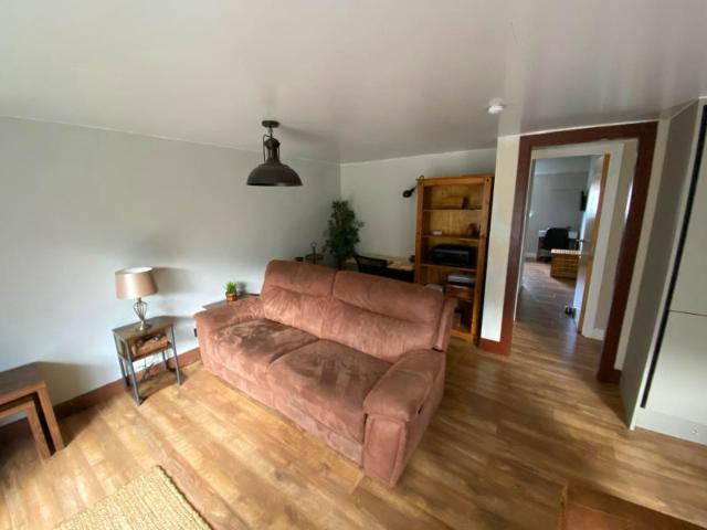 Furnished 2 Bedroom Flat Available Glasgow G20