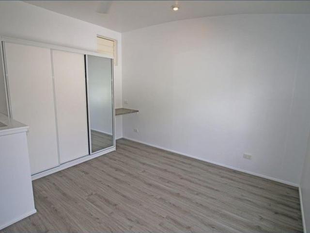 Furnished 2 Bedroom Townhouse in Tinaroo!