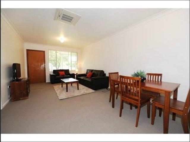 FURNISHED 2 BEDROOM UNIT GREAT TOWN LOCATION!