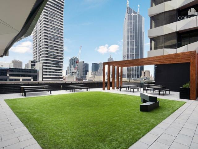 Furnished 2 Bedroom 1 Bathroom Apartment!