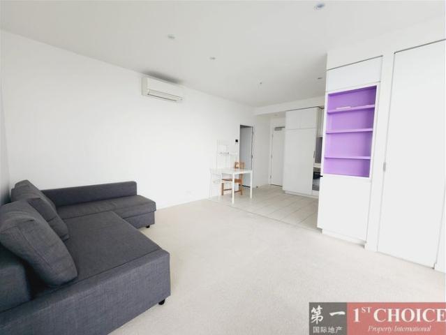 Furnished 2 bedroom 1 bathroom with Car parking