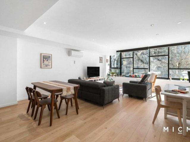 FURNISHED 2 Bedrooms 2 Bathrooms Apartment in the Heart of the City