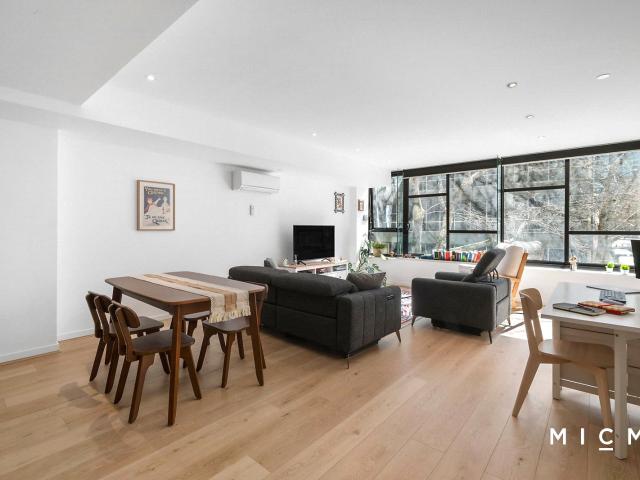 FURNISHED 2 Bedrooms 2 Bathrooms Apartment in the Heart of the City