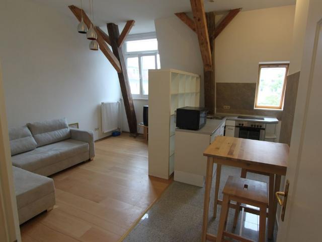 Furnished 2 room attic apartment with fitted kitchen in Erlangen, Erlangen Amsterdam Apartments for Rent