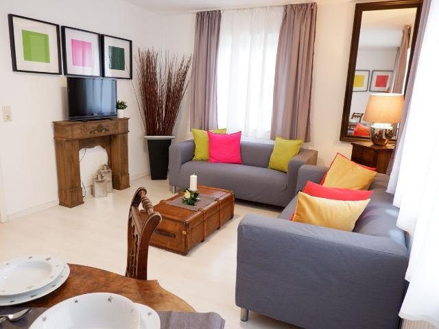 Furnished 2 Room Apartment | 52 m² | Stuttgart Zuffenhausen, Stuttgart Amsterdam Apartments for Rent