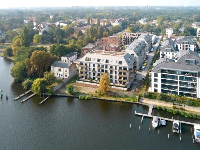 Furnished 2 room apartment 60 m² in Berlin Grünau with 40 m² terrace, close to the water & 15 min to BER Airport, Berlin Amsterdam Apartments for Rent