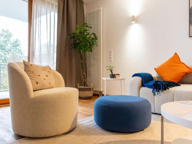 Furnished 2 room apartment, 80 m², balcony, parking, quiet, Bremen Amsterdam Apartments for Rent