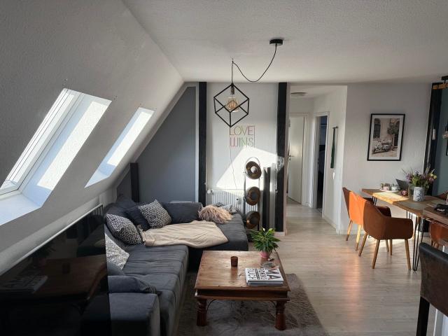 Furnished 2 room apartment with balcony & office in Cologne Vingst – 10 weeks temporary rental, Koln Amsterdam Apartments for Rent