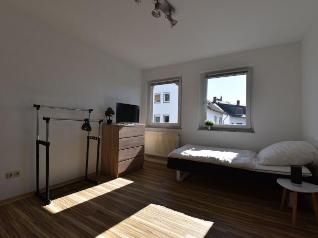 Furnished 2 room apartment for employees & business stays | Frankfurt Zeilsheim, Frankfurt Amsterdam Apartments for Rent