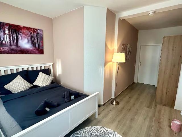 Furnished 2 room apartment for up to 4 people in a central location ideal for long term stays