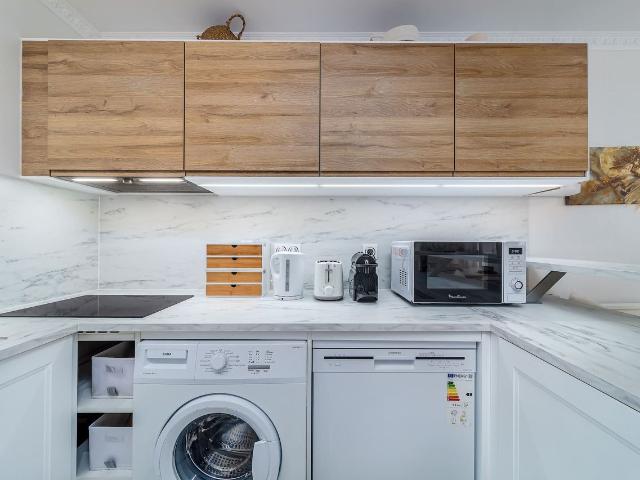 Furnished 35 sqm one bedroom flat Port Royal, Latin Quarter, Paris Amsterdam Apartments for Rent