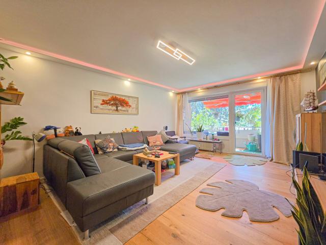 Furnished 4 room apartment, 108 sqm, with balcony at the forest edge – near Frankfurt Airport, from 6 months