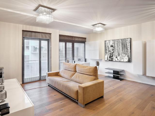 Furnished 4 Room Apartment with Music Room in Berlin Mitte