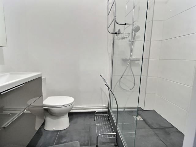 Furnished 4 room Apartment Spacious and Stylish Living, Paris Amsterdam Apartments for Rent