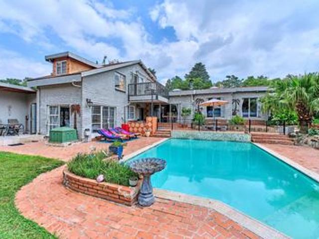 furnished 5 bed 3 bathroom house/tow.