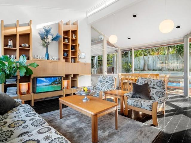 Furnished 5 Bedroom House in Beaumaris | Flexible 3 Month Stays