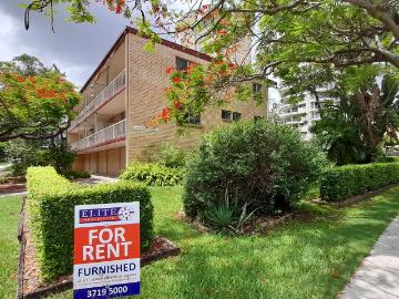 FURNISHED, 5 MINUTE WALK TO UQ